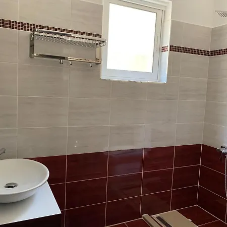 Vila Sinani Sarandë Exterior foto