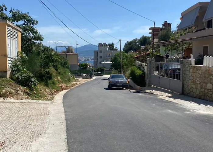 Vila Sinani